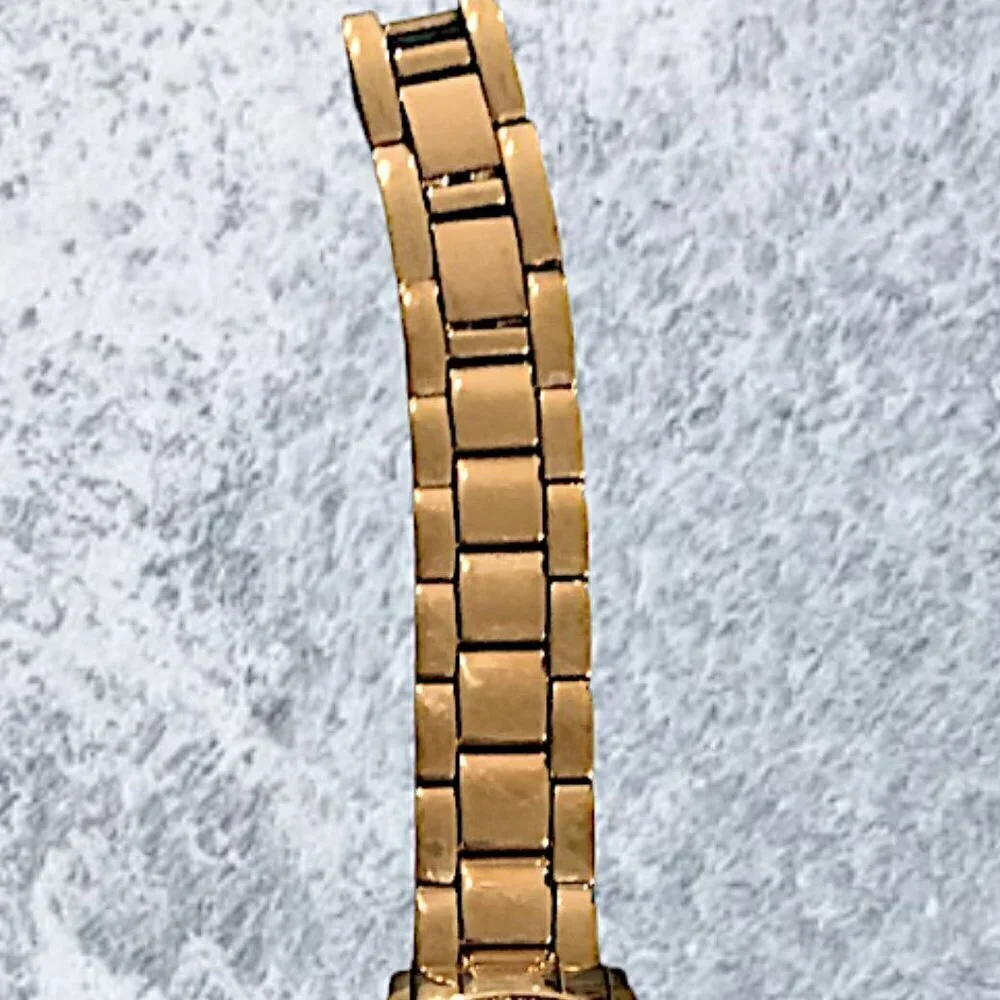 Relic Women's Stainless Steel Analog Rose Gold Watch
